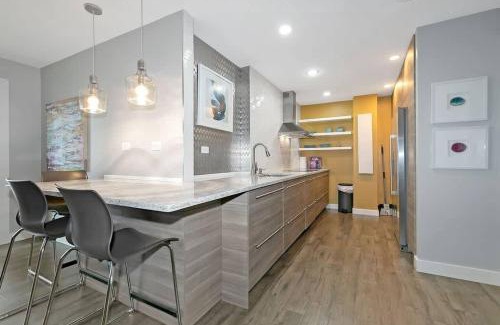 Downtown Atlanta Casa | Hotel District Downtown ATL 1 Bedroom Condo