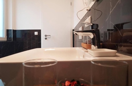 Roedelheim Hotel | Hotel Emiliana am Bahnhof