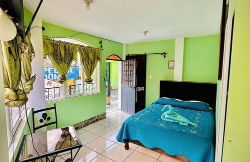 Panajachel Hotel | Hotel Emiss Panajachel