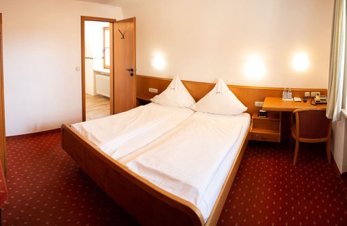 Krumbach Hotel | Hotel Falk