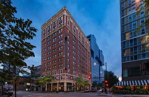 Near North Side Hotel | Hotel Felix