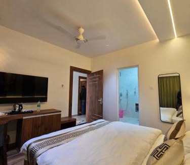 Ayodhya Hotel | Hotel Fortune