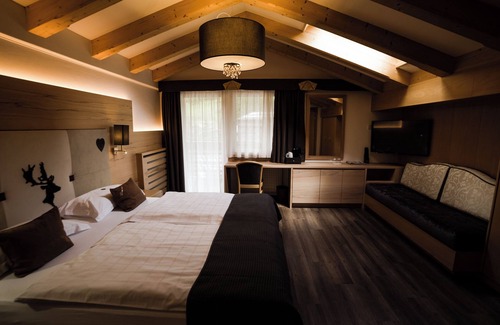 Selva di Val Gardena Hotel | Hotel Freina