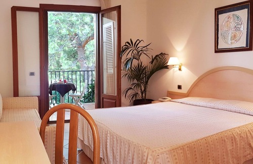 Mandrione Hotel | Hotel Gabbiano Beach