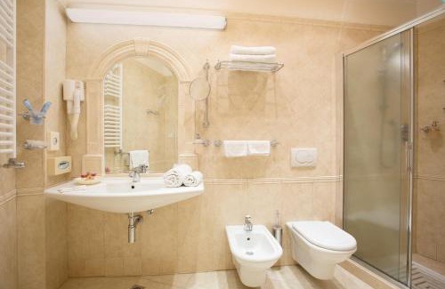 Pinarella Hotel | Hotel Gambrinus