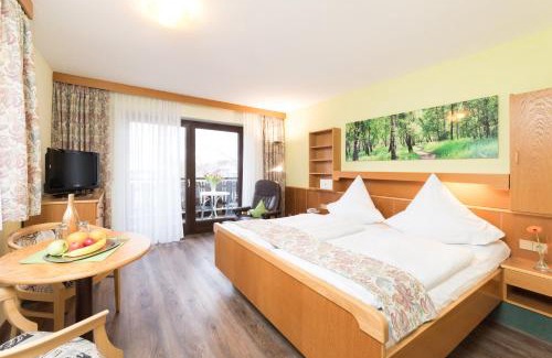 Safferstetten Hotel | Hotel Garni Vier Jahreszeiten