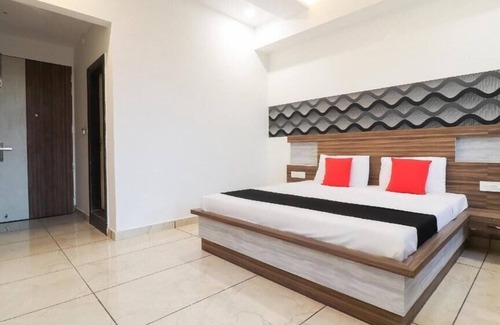 Unnao Hotel | Hotel Geeta Garden