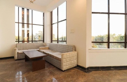 Unnao Hotel | Hotel Geeta Garden