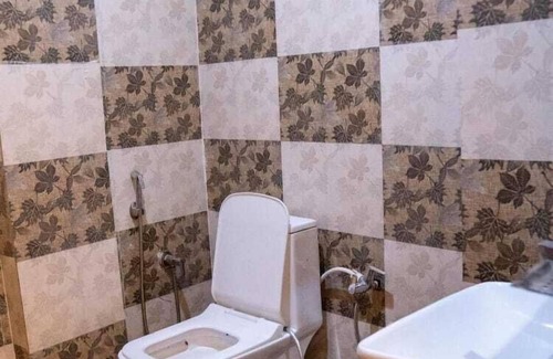 Unnao Hotel | Hotel Geeta Garden