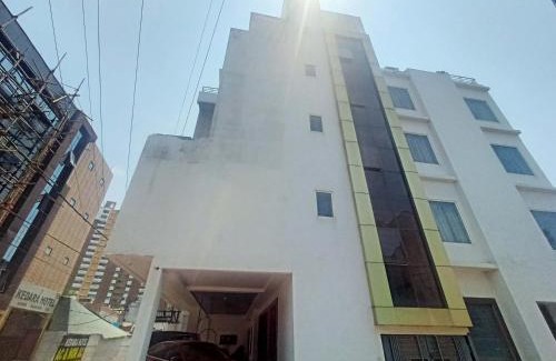 Gomti Nagar Hotel | Hotel Global Inn Glod