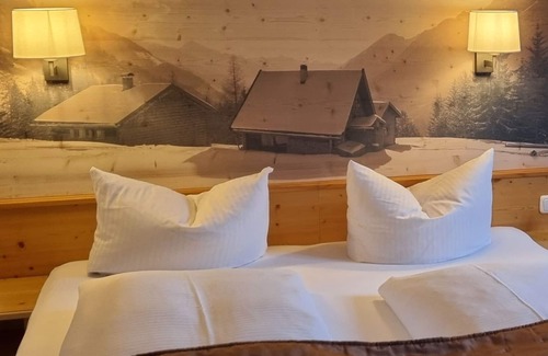 Reutte Hotel | Hotel Goldene Rose