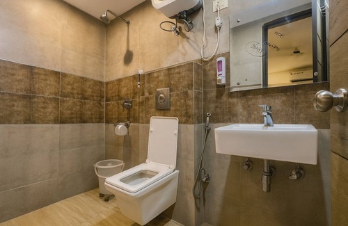 Mahipalpur Hotel | Hotel Good Lucky by JMD Group Near Delhi IGI Airport