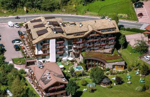 Campitello di Fassa Hotel | Hotel Gran Paradis