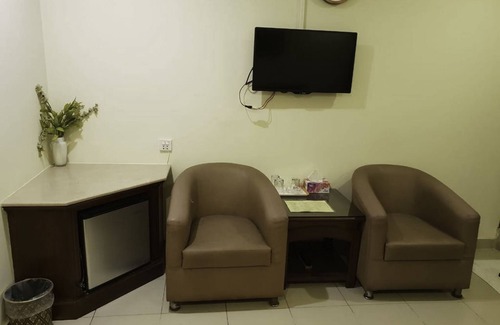 Faisalabad Hotel | Hotel Grand