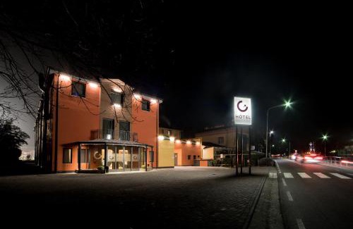 Castelvetro di Modena Hotel | Hotel Guerro