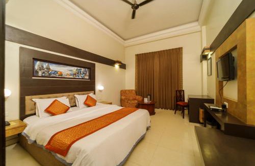 Bani Park Hotel | Hotel H R Palace