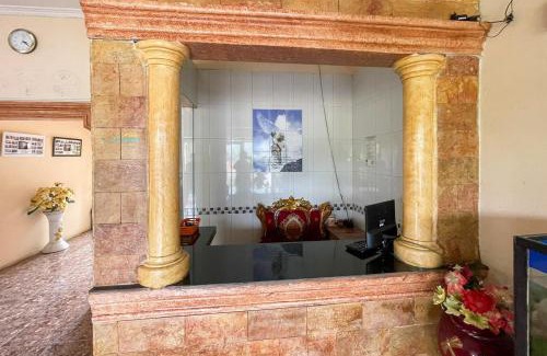 Parapat Hotel | Hotel Harapan Isyes Syariah RedPartner