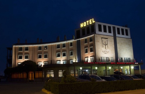 Villares de la Reina Casa | Hotel Helmántico