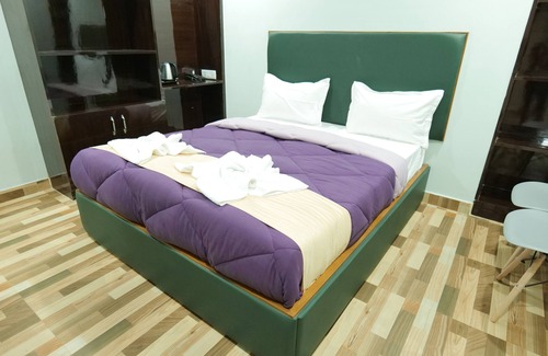 Sualkuchi Hotel | Hotel HK Regency