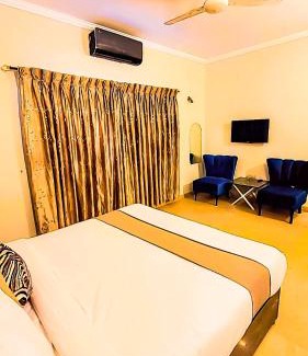 Lahore Hotel | Hotel HS1