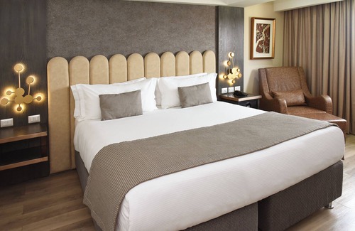 Downtown Santiago Hotel | Hotel HW Libertad