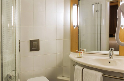 Ikeja Hotel | Hotel ibis Lagos Ikeja