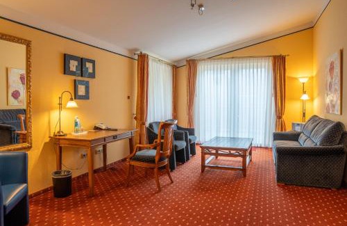 Neuenrade Hotel | Hotel Kaisergarten Neuenrade