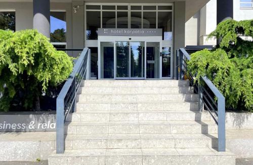 Humenne Hotel | Hotel Karpatia