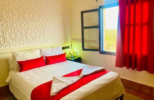 Nekob Cama Y Desayuno | Hotel Kasbah Ennakhile - Authentic Stay in Nkob