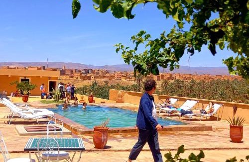 Nekob Cama Y Desayuno | Hotel Kasbah Ennakhile - Authentic Stay in Nkob