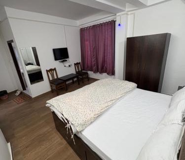 Tawang Casa | Hotel Kunzin