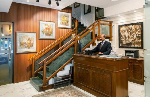 Sector 22 Hotel | Hotel Kwality Regency