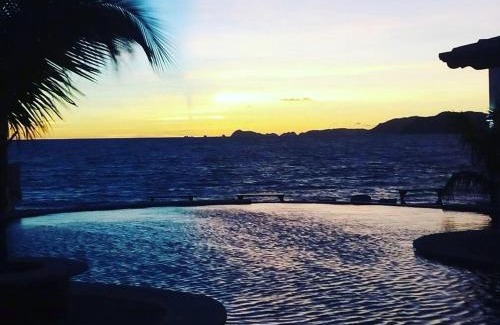 Barra de Navidad Hotel | Hotel La Alondra