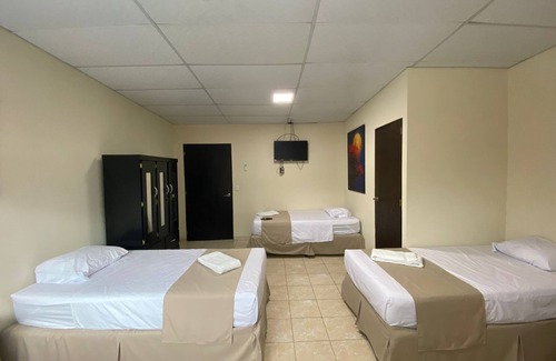 San Salvador Casa | Hotel La Capilla - Suites & Apartments San Benito