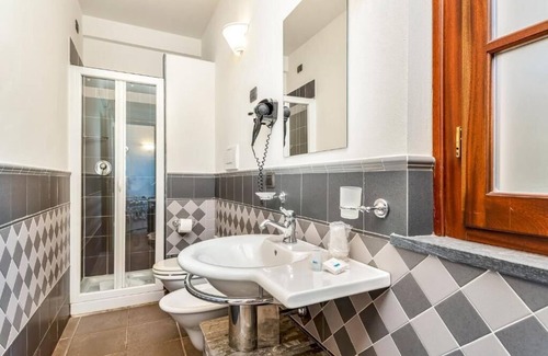 Borghetto-melara Hotel | Hotel la Pietra Restaurant