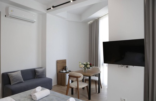 Tirana Hotel | Hotel La Rosa