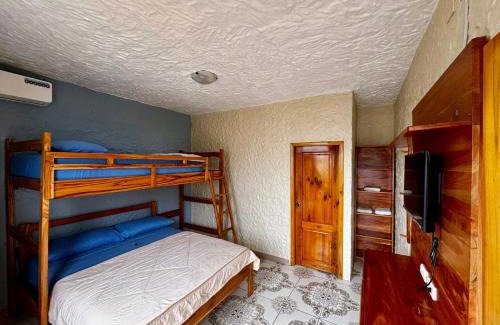 Comuna San José Hotel | Hotel LaJoya