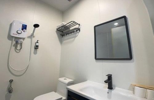 Kuarters Kampung Pandan Hotel | Hotel LBS