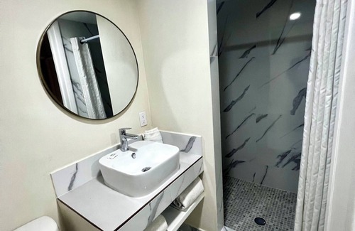 Avenida Revolución Hotel | Hotel León