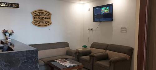 Basavanagudi Hotel | Hotel Le Grandeur