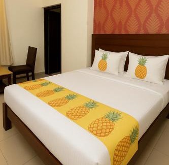 Noida Casa | Hotel leaves Palace