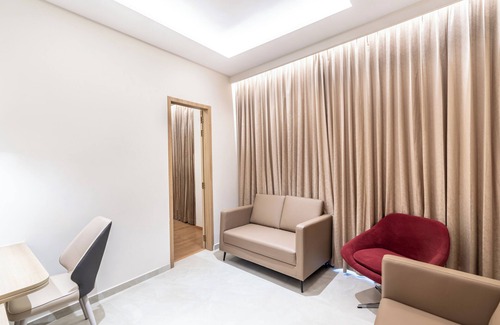 Mahadevapura Hotel | Hotel Lenexa By Bestinn Leisure