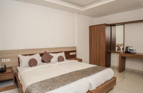 Kalamassery Hotel | HOTEL LETS STAY