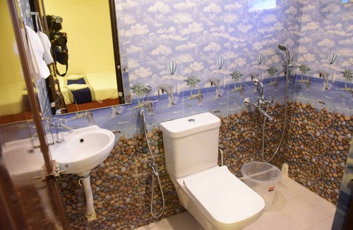 Patia Hotel | Hotel Lily Inn, Bhubaneshwar