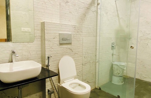 Rau Hotel | HOTEL LN PRIDE