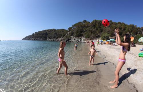 Fetovaia Hotel | Hotel Lo Scirocco