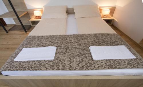 Old Town Hotel | Hotel Logavina 8 Garage Parking