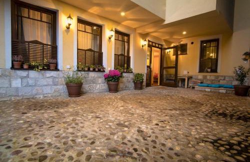 Old Town Hotel | Hotel Logavina 8 Garage Parking