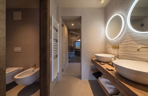 Madonna di Campiglio Hotel | HOTEL LORENZETTI