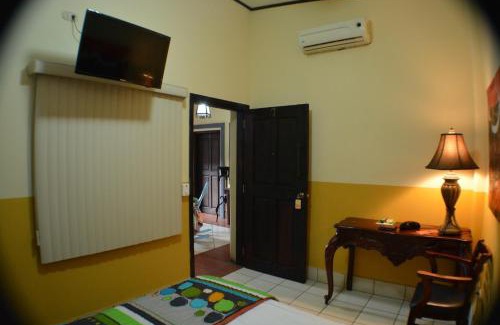 Chinandega Hotel | Hotel Los Balcones de Chinandega